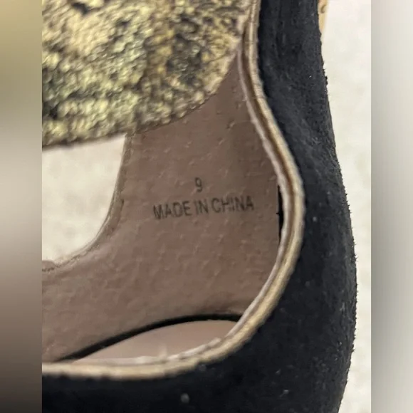 Bebe Allison Platform Heels - Picture 7 of 8